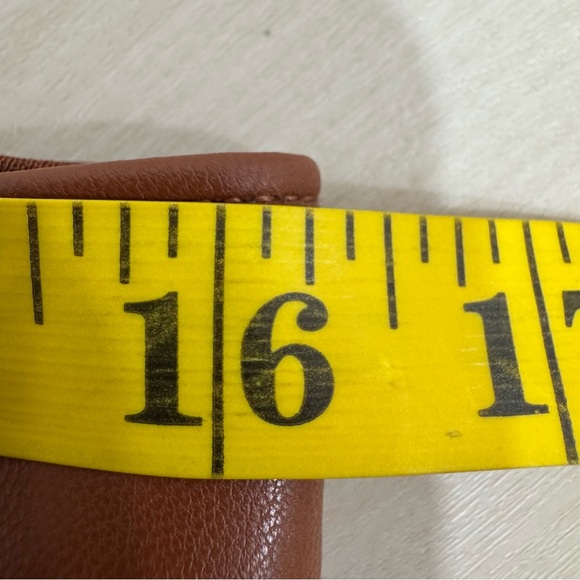 Abercrombie & Fitch The 90s Straight Ultra High Rise Faux Leather Pants Brown 14 - Picture 13 of 15